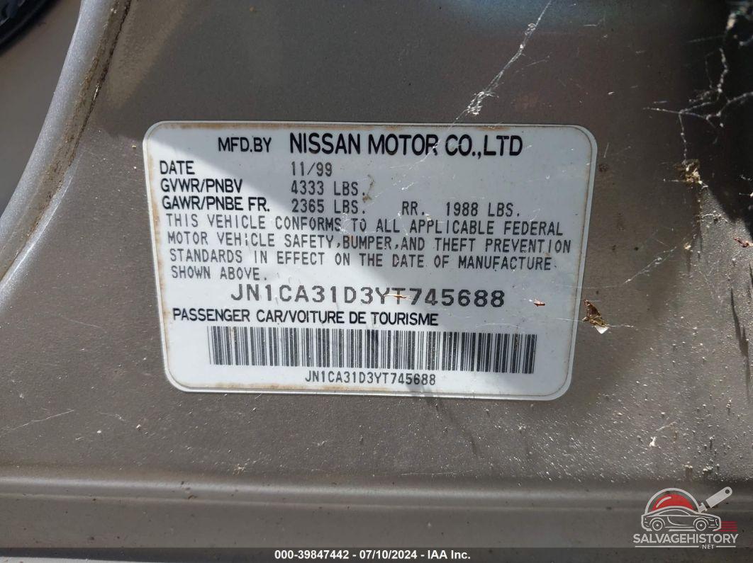 JN1CA31D3YT745688 2000 NISSAN MAXIMA photo no. 9