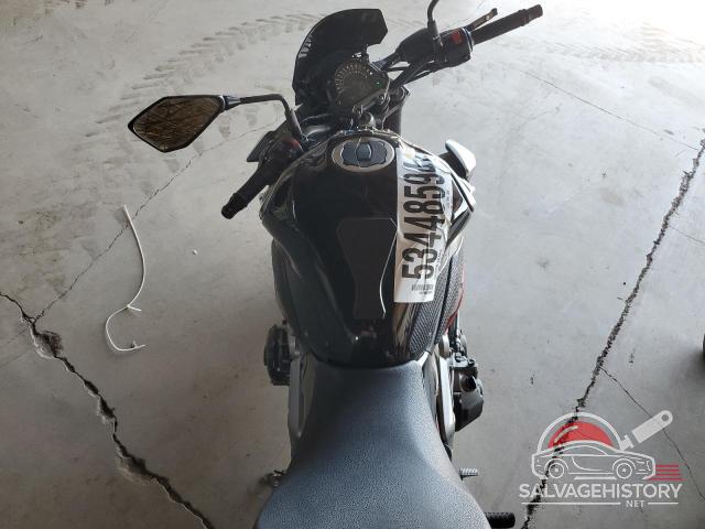 JKAZR2A14KA003037 2019 KAWASAKI Z/ZR 1000 photo no. 6