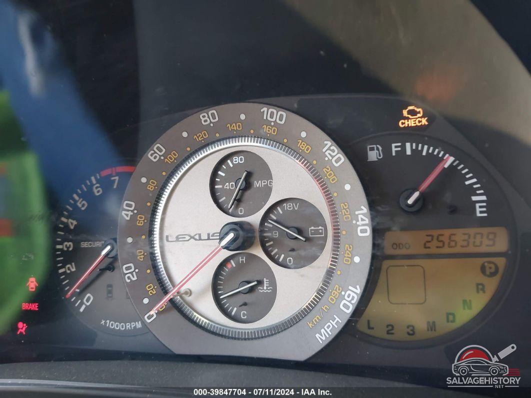 JTHBD192320038525 2002 LEXUS IS 300 photo no. 7