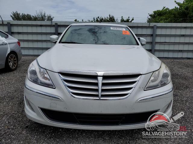 KMHGC4DD4CU151961 2012 HYUNDAI GENESIS photo no. 5