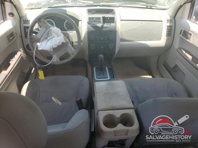 1FMCU02Z08KD77016 2008 FORD ESCAPE photo no. 8