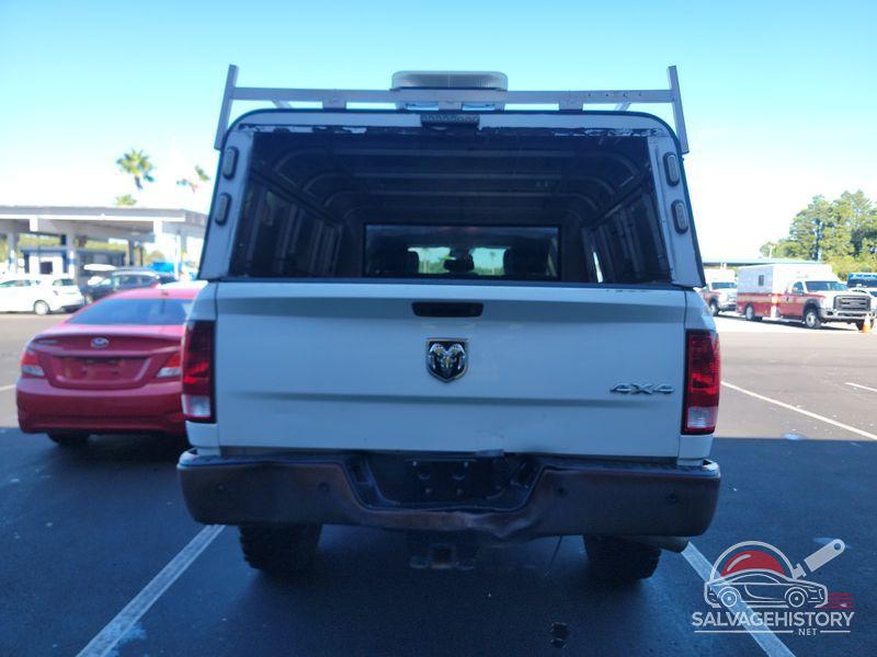 3C6UR5CJ4JG378206 2018 RAM 2500 photo no. 8
