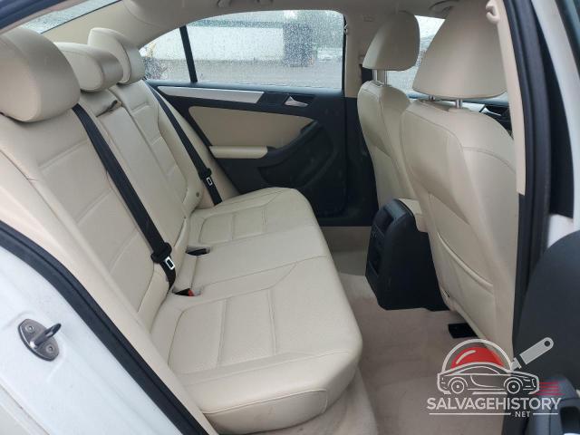 3VW637AJ6EM274242 2014 VOLKSWAGEN JETTA photo no. 10