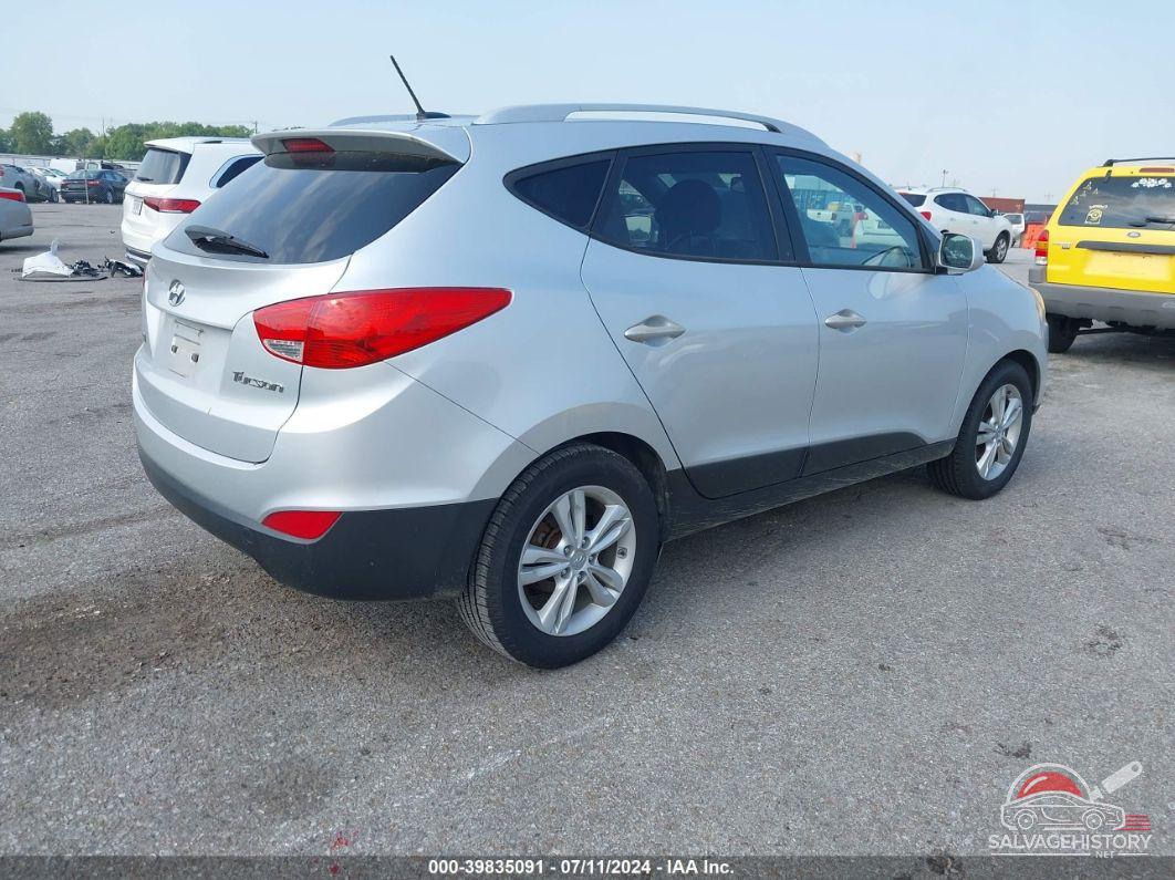 1FMYU03162KA44082 2002 FORD ESCAPE photo no. 4
