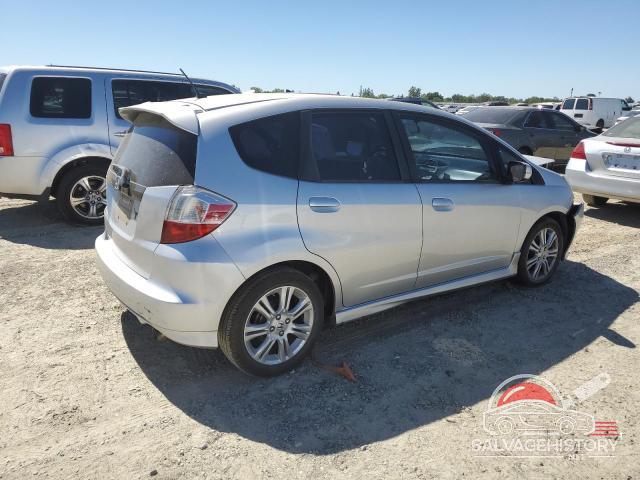 JHMGE8H56BC026276 2011 HONDA FIT photo no. 3