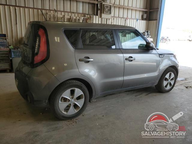 KNDJN2A29F7165532 2015 KIA SOUL photo no. 3