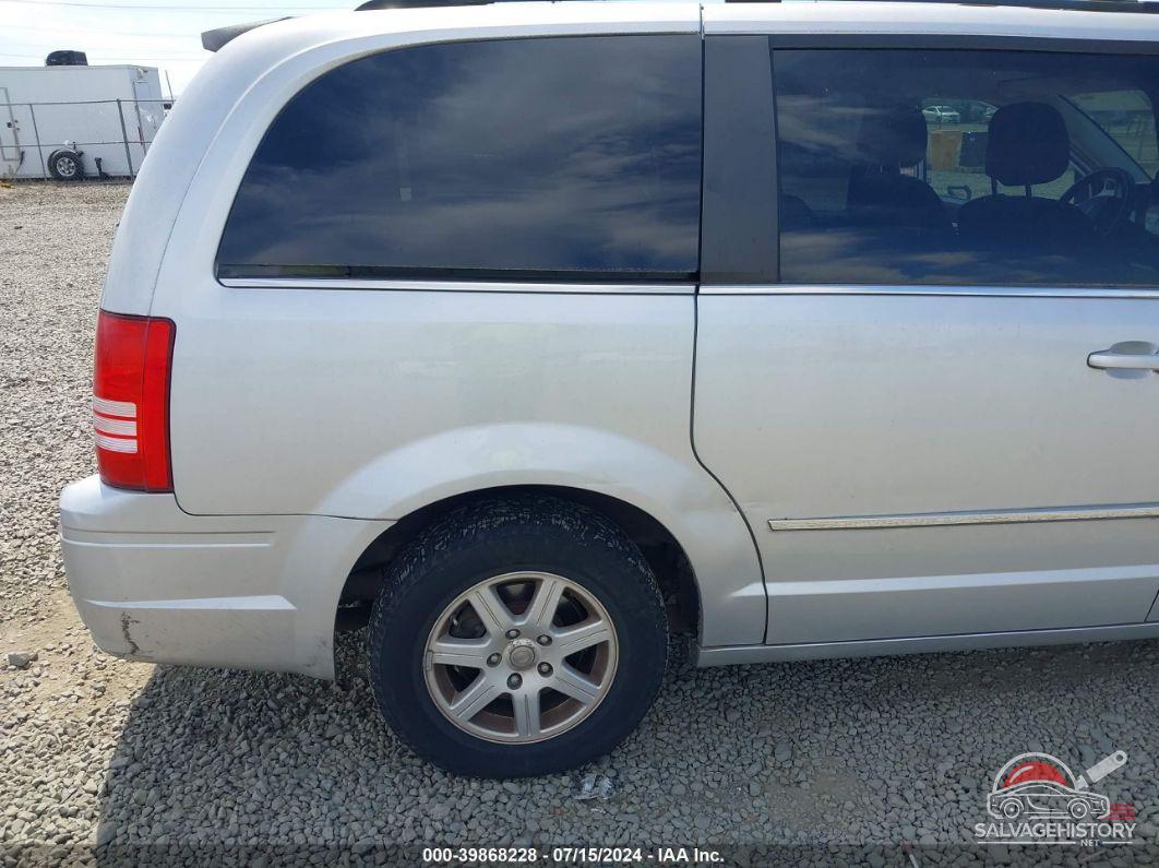 2A4RR8D10AR431020 2010 CHRYSLER TOWN & COUNTRY photo no. 6