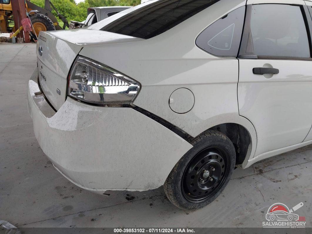1FAHP35N29W137798 2009 FORD FOCUS photo no. 6