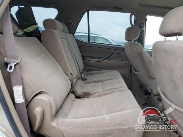 5TDBT44A62S060617 2002 TOYOTA SEQUOIA photo no. 10