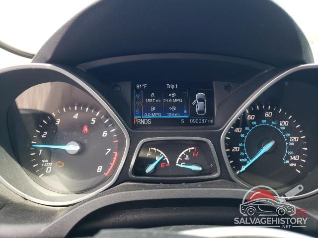 1FMCU9G98GUC72451 2016 FORD ESCAPE photo no. 9