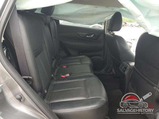 JN8AT2MT3JW488827 2018 NISSAN ROGUE photo no. 11