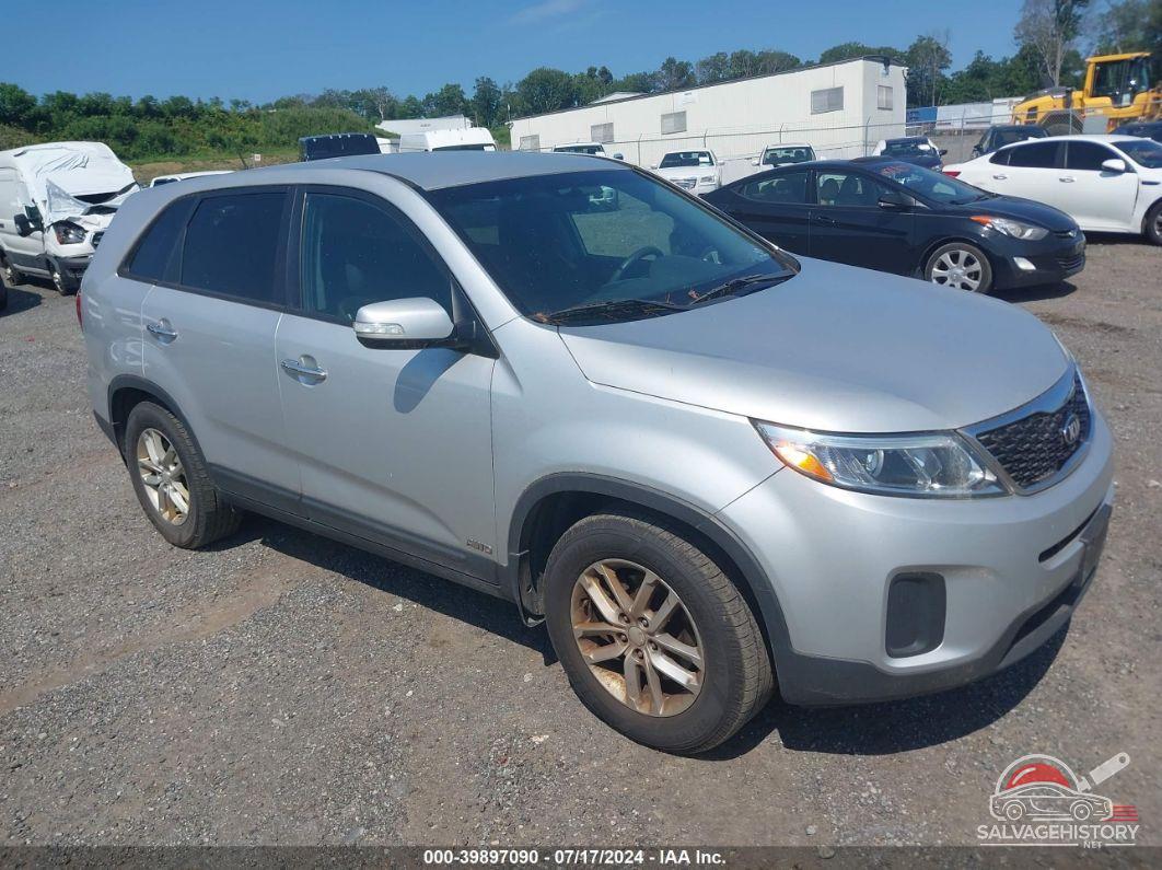5XYKTCA61FG614272 2015 KIA SORENTO photo no. 1
