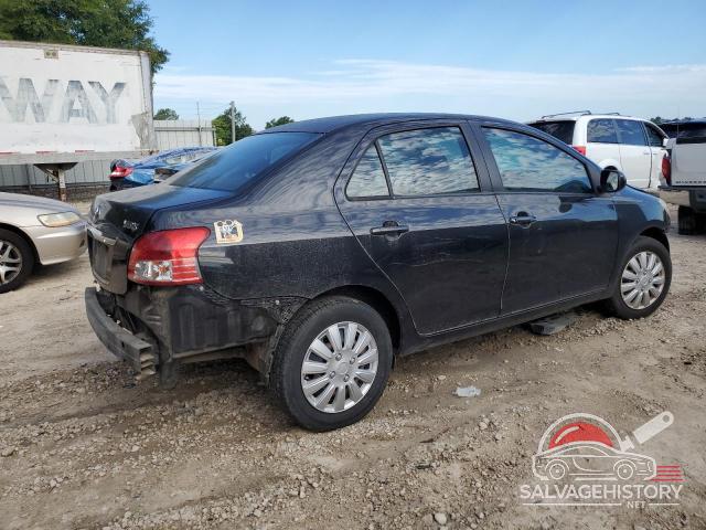 JTDBT4K35A4077875 2010 TOYOTA YARIS photo no. 3