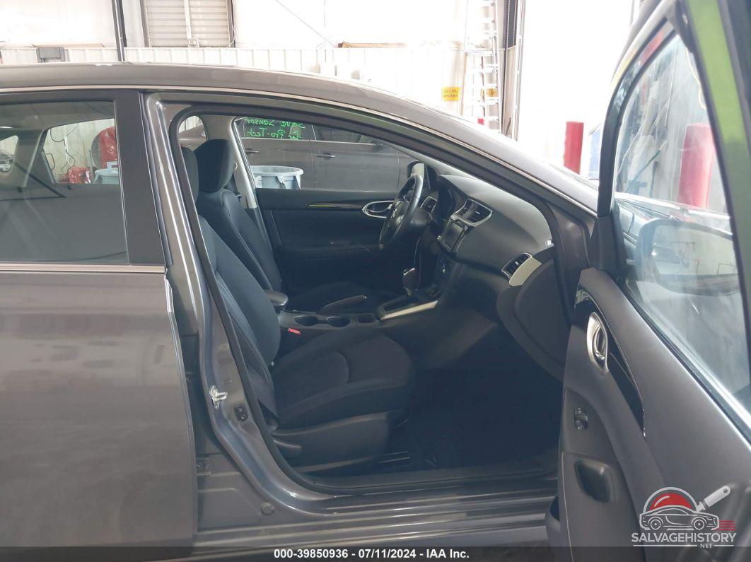 3N1AB7AP8KY419793 2019 NISSAN SENTRA photo no. 5