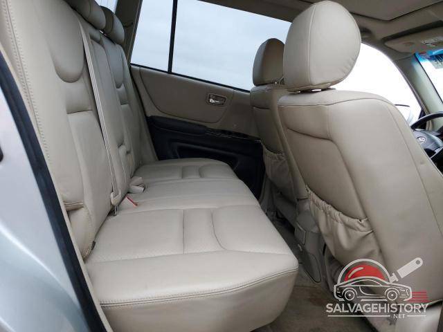 JTEHF21A330148096 2003 TOYOTA HIGHLANDER photo no. 10