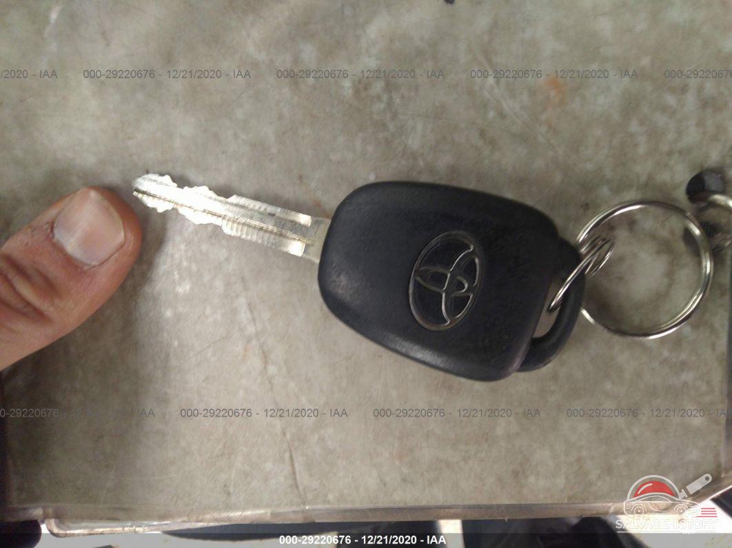 2T3BFREV7GW515356 2016 TOYOTA RAV4 photo no. 11