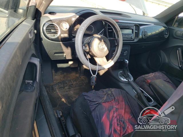 3VWF17AT7EM634724 2014 VOLKSWAGEN BEETLE photo no. 8
