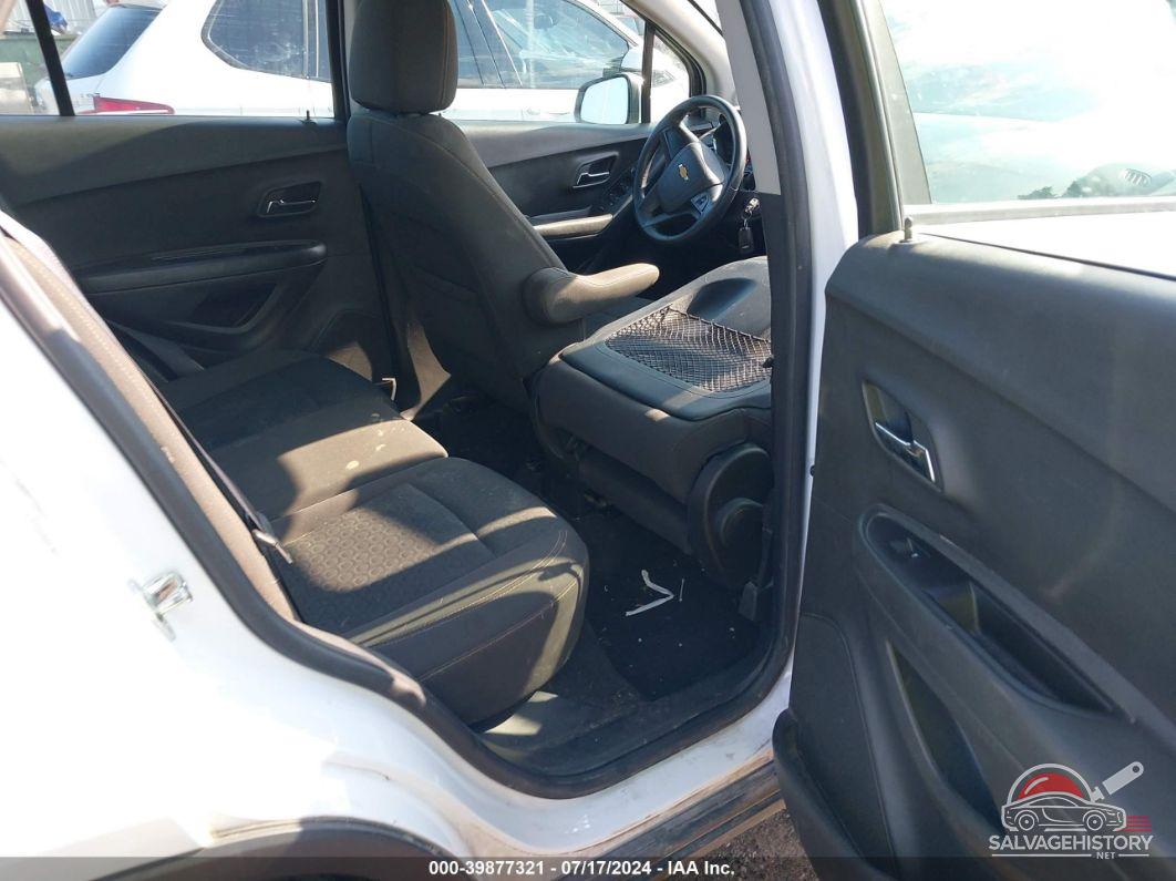 KL7CJNSB0HB253029 2017 CHEVROLET TRAX photo no. 8