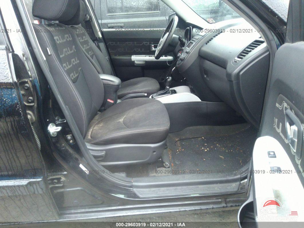 KNDJT2A67C7358461 2012 KIA SOUL photo no. 5