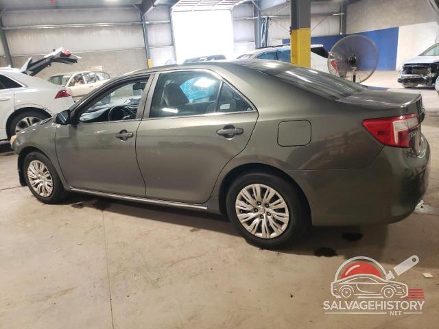 4T1BF1FK1CU579918 2012 TOYOTA CAMRY photo no. 2