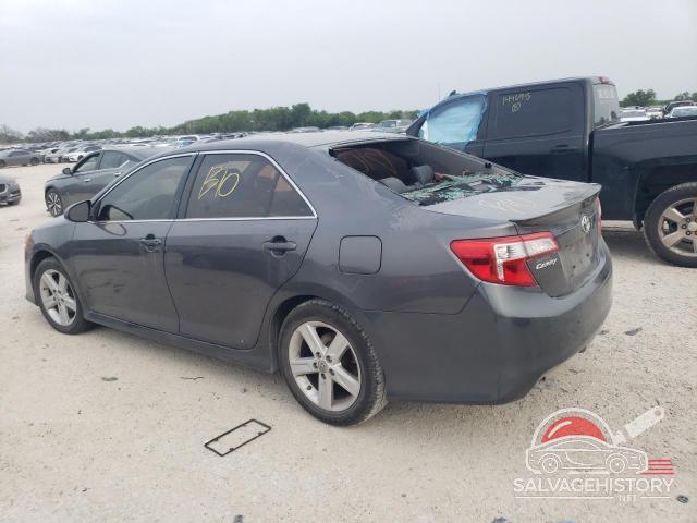 4T1BF1FK2EU866364 2014 TOYOTA CAMRY photo no. 2