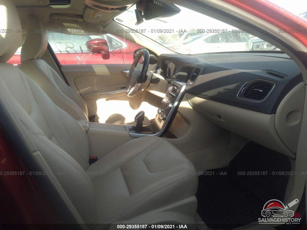 YV1612TM5F2333268 2015 VOLVO S60 photo no. 5