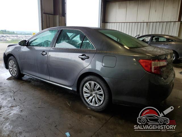 4T1BD1FK0EU099071 2014 TOYOTA CAMRY photo no. 2