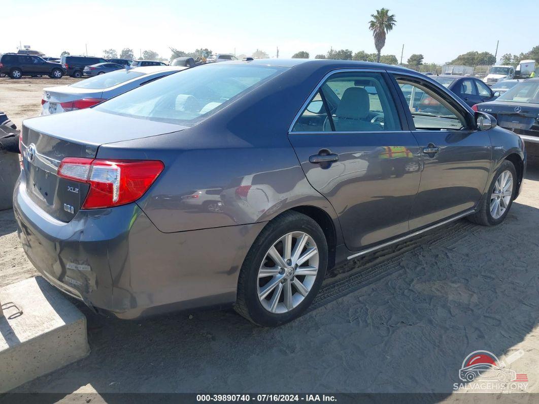 4T1BD1FK2EU126447 2014 TOYOTA CAMRY HYBRID photo no. 4
