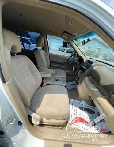 JHLRD78556C062993 2006 HONDA CRV photo no. 5