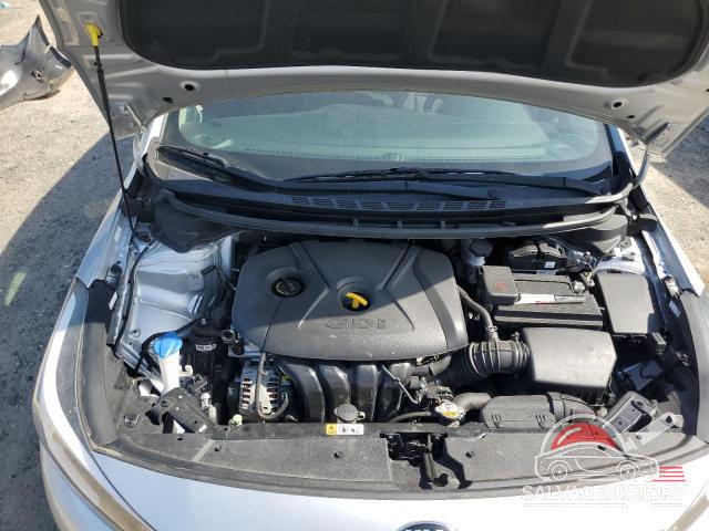 KNAFK5A82H5707361 2017 KIA FORTE photo no. 11
