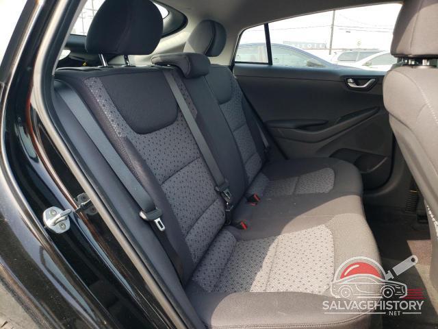 KMHC65LC6HU032353 2017 HYUNDAI IONIQ photo no. 10