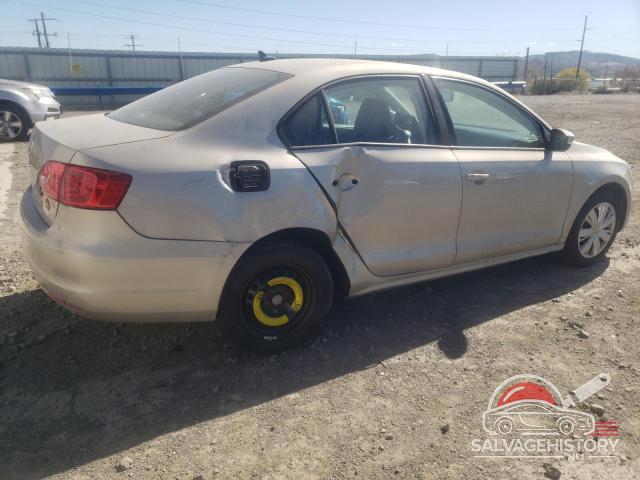 3VWD17AJ5EM249880 2014 VOLKSWAGEN JETTA photo no. 3