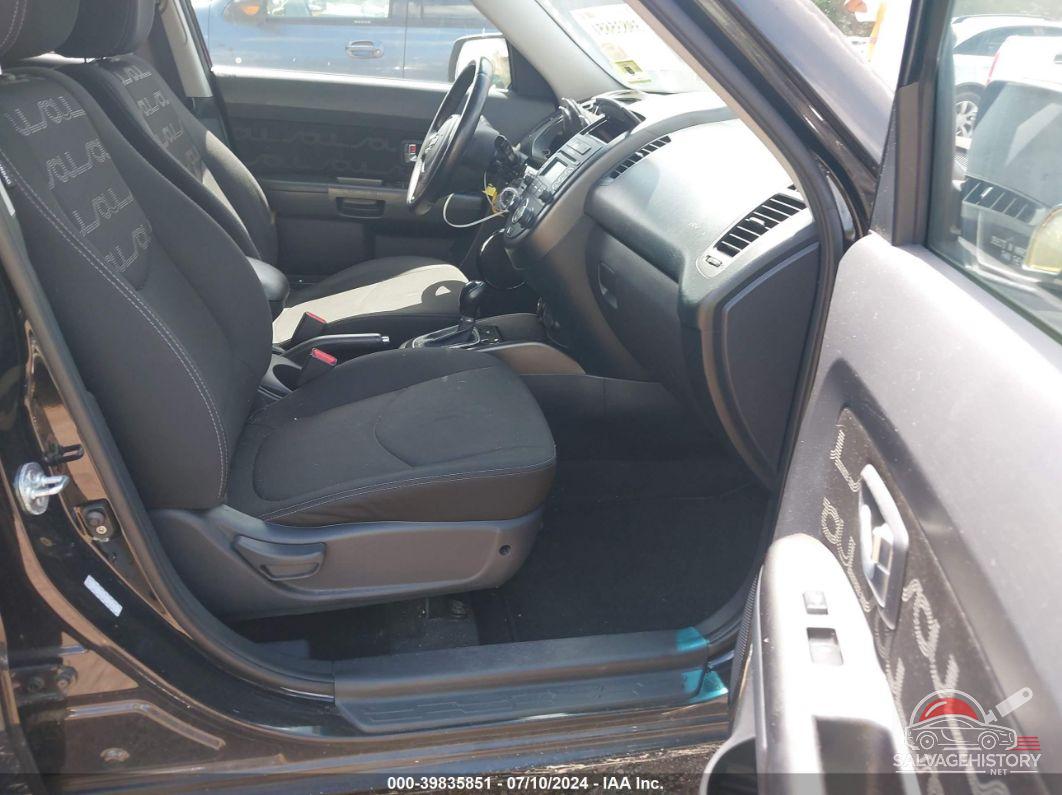 KNDJT2A61C7748987 2012 KIA SOUL photo no. 5