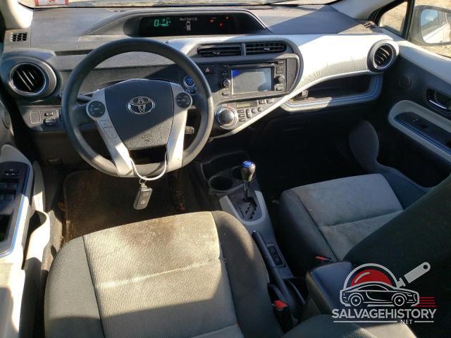 JTDKDTB34C1525440 2012 TOYOTA PRIUS photo no. 8
