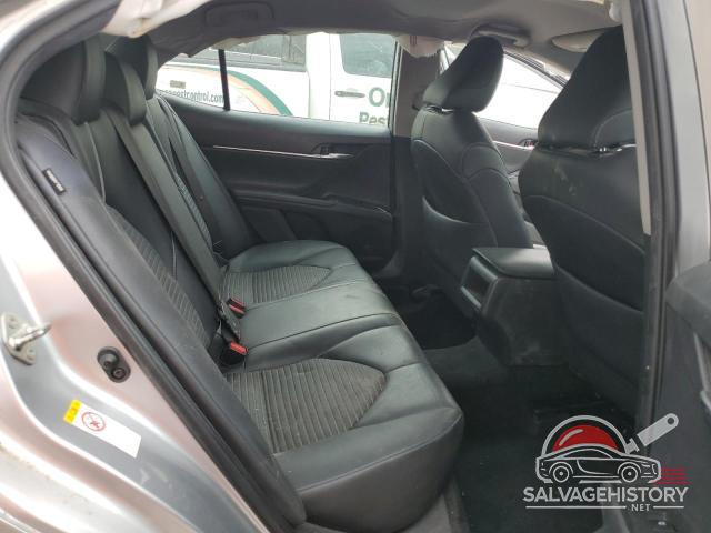 4T1B11HK6JU082887 2018 TOYOTA CAMRY photo no. 10