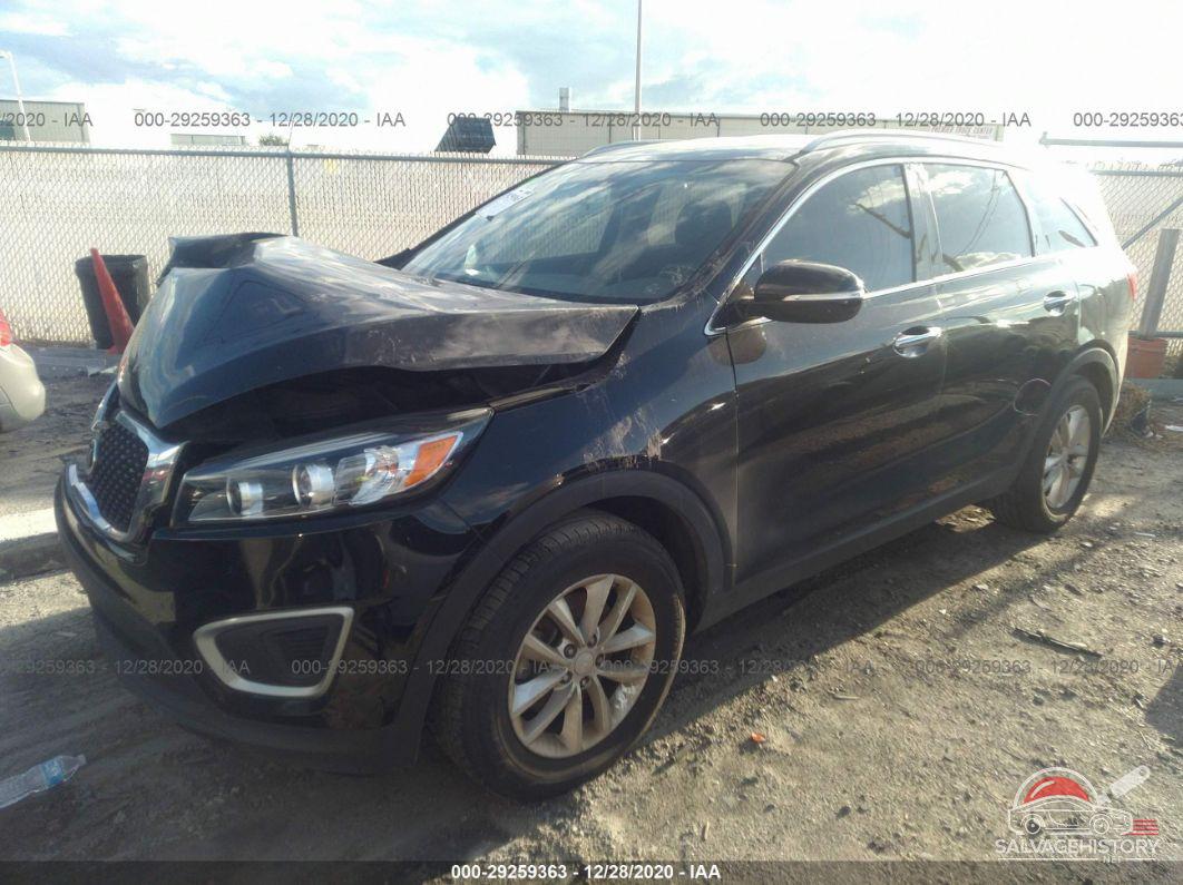 5XYPG4A52HG222489 2017 KIA SORENTO photo no. 2