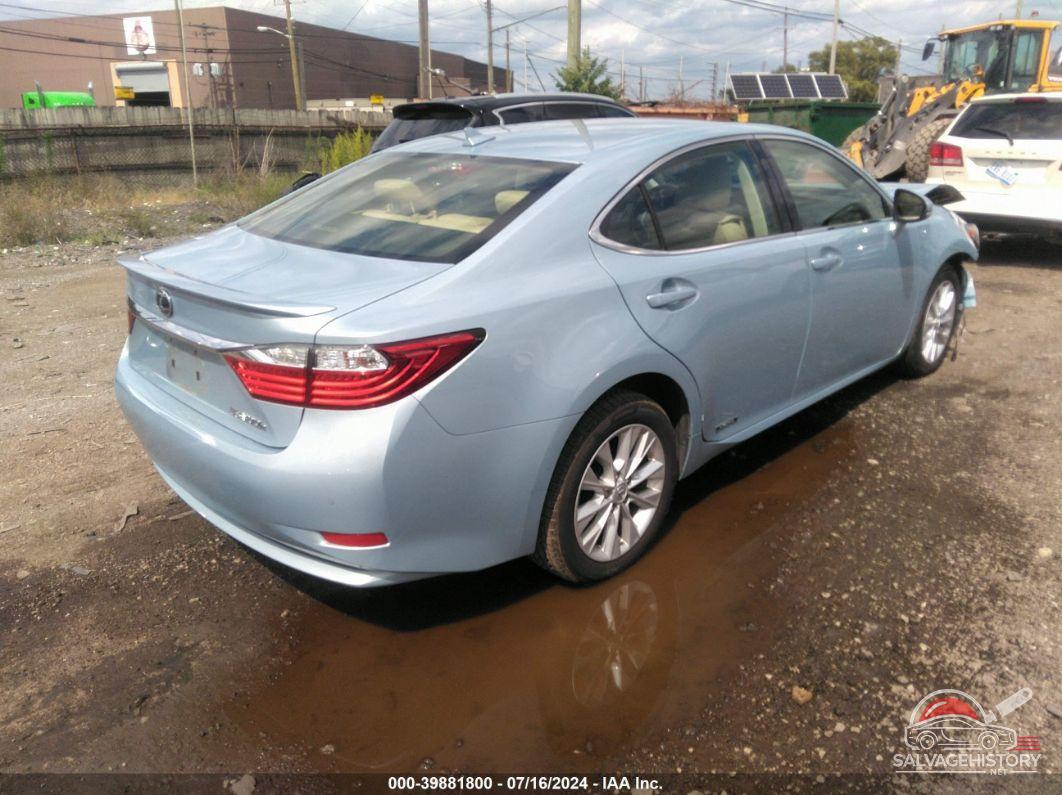 JTHBW1GG5D2009088 2013 LEXUS ES 300H photo no. 4