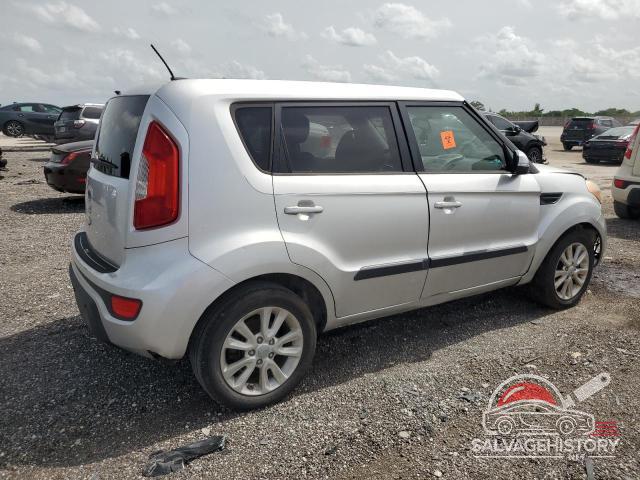 KNDJT2A69D7523668 2013 KIA SOUL photo no. 3