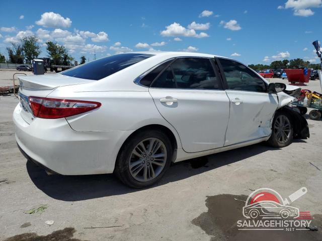 4T1BF1FK2HU297021 2017 TOYOTA CAMRY photo no. 3