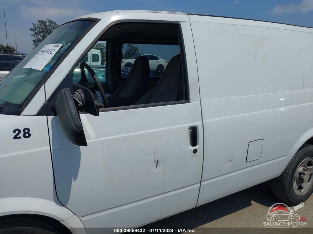 1GCDM19XX4B132267 2004 CHEVROLET ASTRO photo no. 6