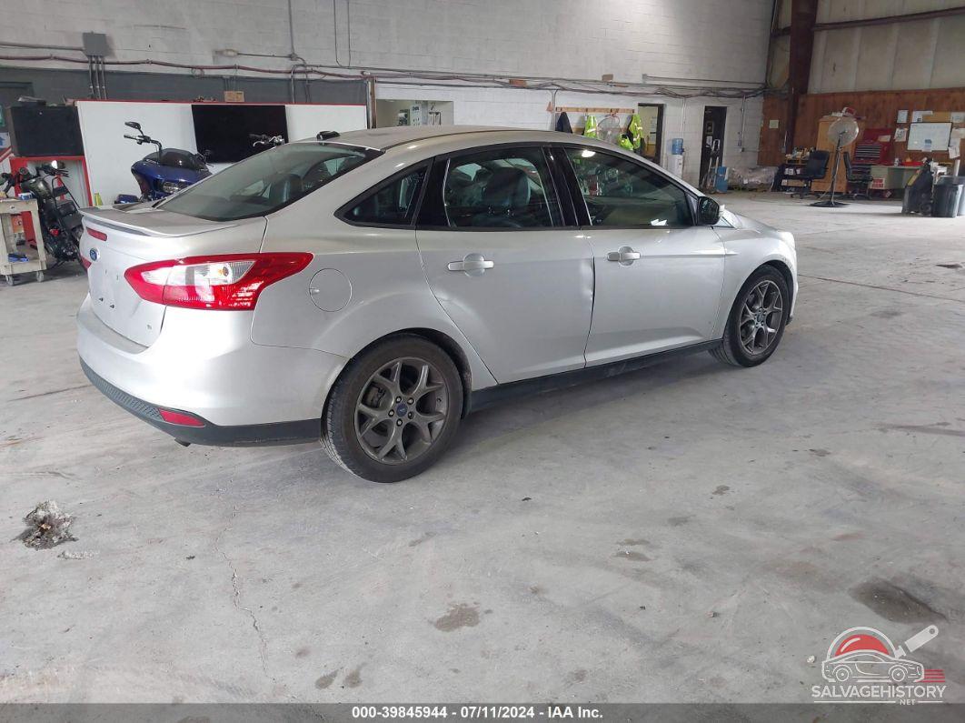 1FADP3F25DL320318 2013 FORD FOCUS photo no. 4
