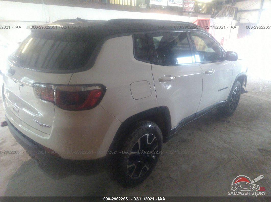 3C4NJDDB8LT166781 2020 JEEP COMPASS photo no. 4