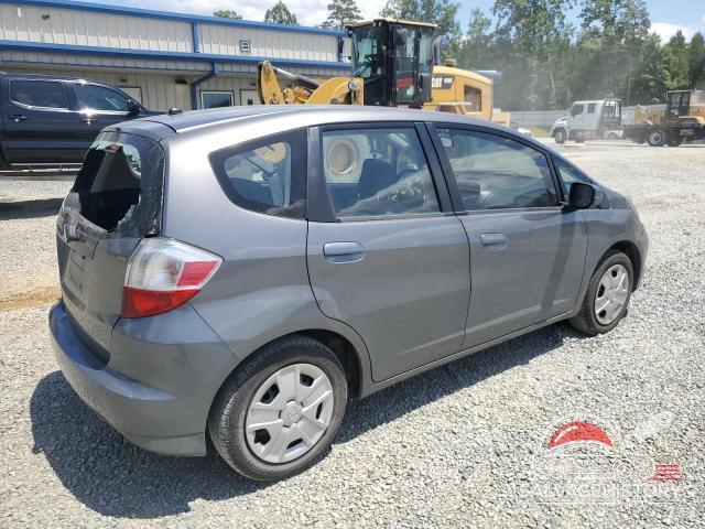 JHMGE8H38DC071737 2013 HONDA FIT photo no. 3