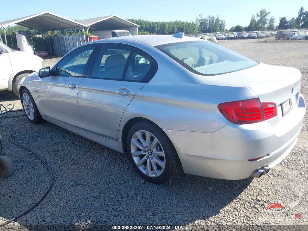 WBAFR1C53BC743070 2011 BMW 528 photo no. 3