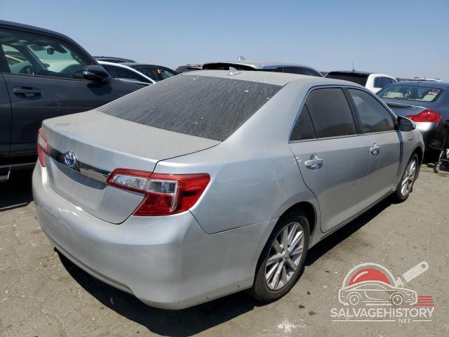 4T1BD1FK8DU094800 2013 TOYOTA CAMRY photo no. 3