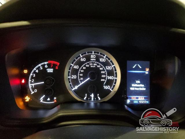 5YFEPMAE2NP331761 2018 TOYOTA COROLLA photo no. 9