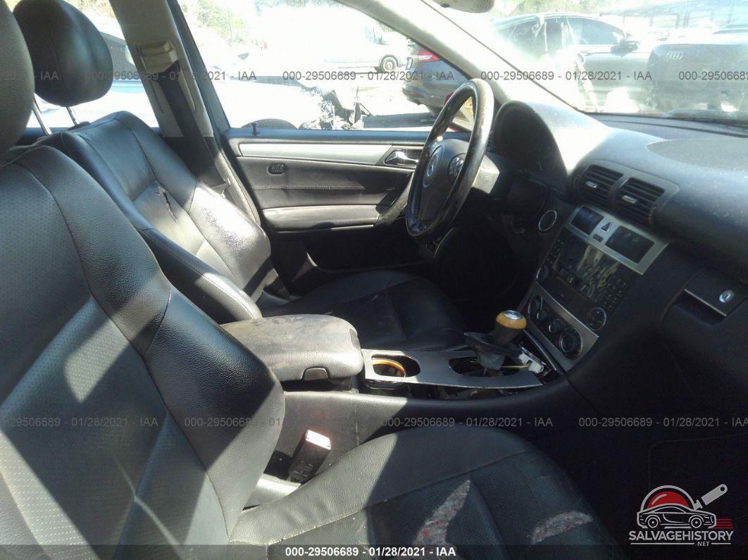 WDBRF40J55F673214 2005 MERCEDES-BENZ C-CLASS photo no. 5