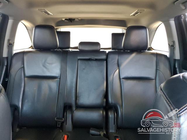 5TDJZRFH1JS550267 2018 TOYOTA HIGHLANDER photo no. 10