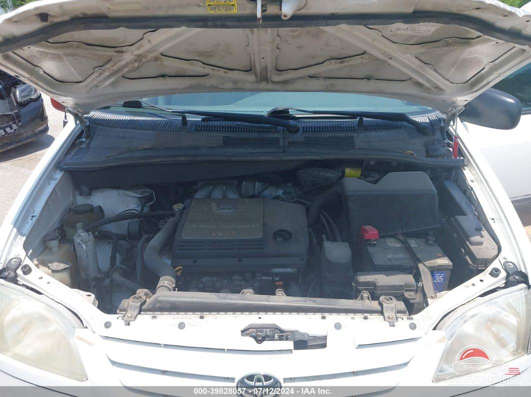 4T3ZF19C62U469813 2002 TOYOTA SIENNA photo no. 10