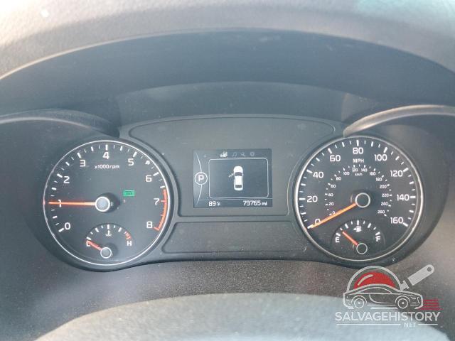 5XXGT4L35JG245668 2018 KIA OPTIMA photo no. 9